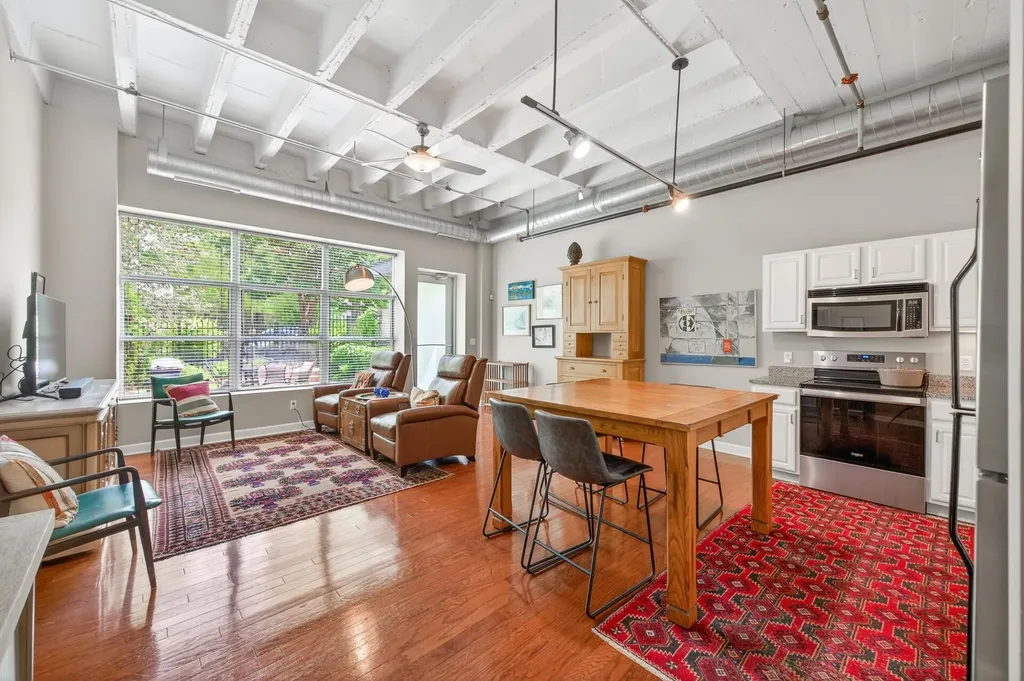 111 E Franklin Avenue Minneapolis MN 55404