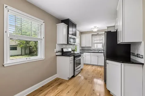 2713 Meridian Drive Robbinsdale MN 55422