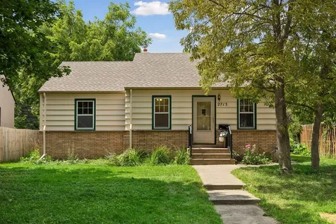 2713 Meridian Drive Robbinsdale MN 55422