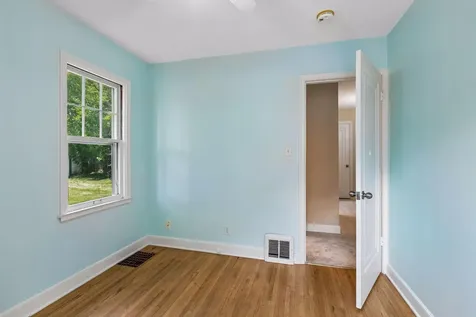 2713 Meridian Drive Robbinsdale MN 55422