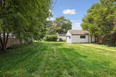 2713 Meridian Drive Robbinsdale MN 55422