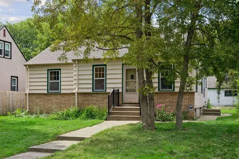 2713 Meridian Drive Robbinsdale MN 55422
