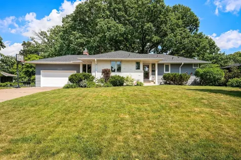 2630 Major Avenue N Golden Valley MN 55422