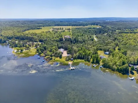 21852 Moose Point Road Cohasset MN 55721