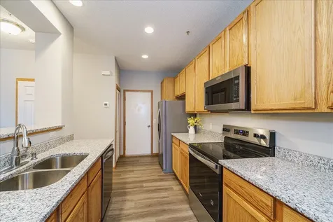 17608 68th Place N Maple Grove MN 55311