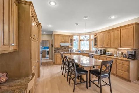 10451 White Tail Crossing Eden Prairie MN 55347