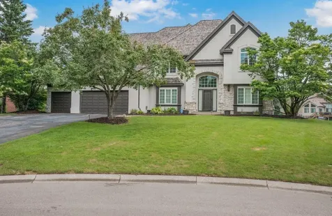 10451 White Tail Crossing Eden Prairie MN 55347