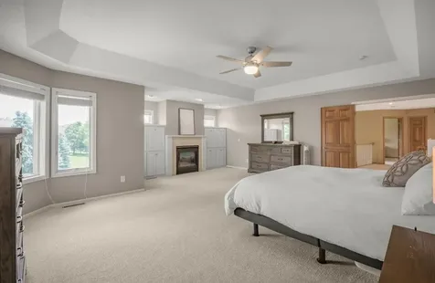 10451 White Tail Crossing Eden Prairie MN 55347