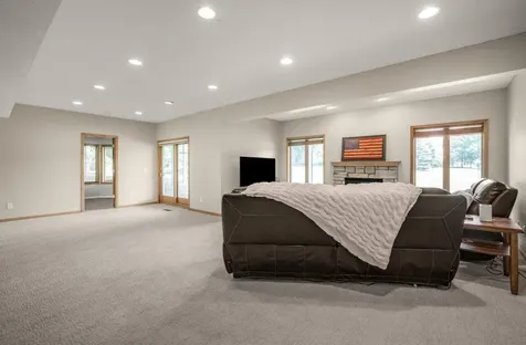 10451 White Tail Crossing Eden Prairie MN 55347