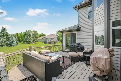 10451 White Tail Crossing Eden Prairie MN 55347