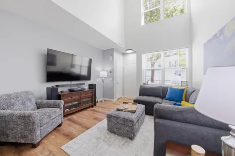 1574 Liberty Circle Shakopee MN 55379