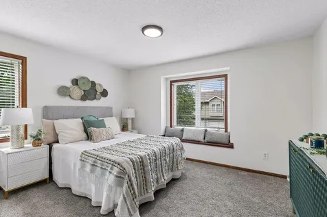 13049 Penn Avenue S Burnsville MN 55337