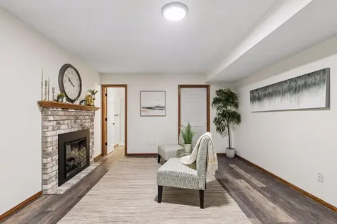 13049 Penn Avenue S Burnsville MN 55337