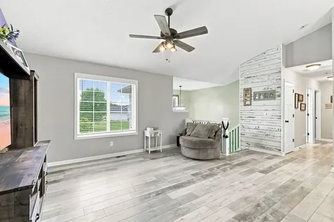 412 66th Street SW Waverly MN 55390