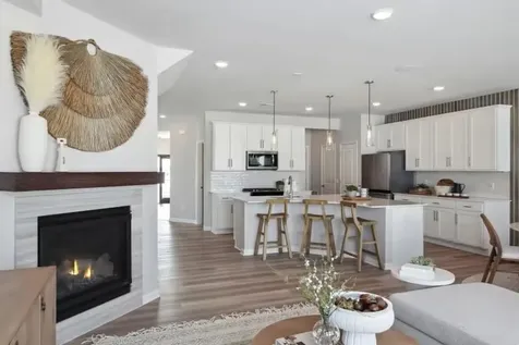 14943 Avondale View Rosemount MN 55068