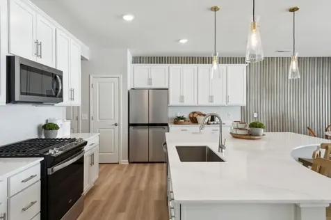 14943 Avondale View Rosemount MN 55068