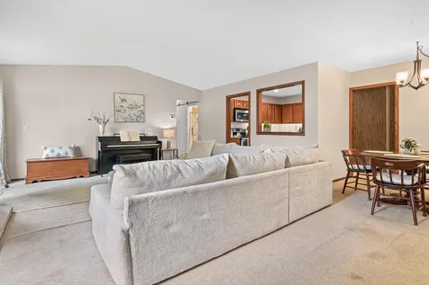 13401 Pepperwood Circle Minnetonka MN 55305