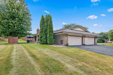 13401 Pepperwood Circle Minnetonka MN 55305