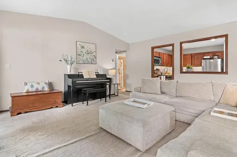 13401 Pepperwood Circle Minnetonka MN 55305