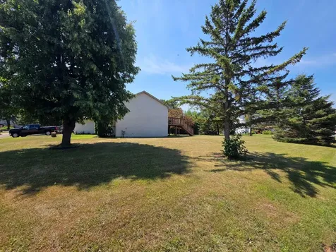 25782 Goldfinch Avenue Wyoming MN 55092