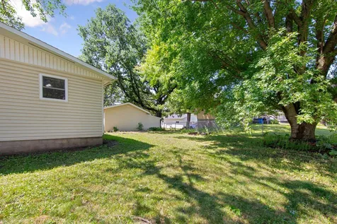 2234 3rd Avenue NW Owatonna MN 55060