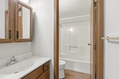 3211 15th Avenue S Fargo ND 58103