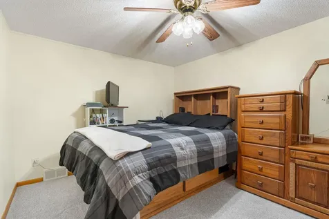545 Crestview Lane Owatonna MN 55060