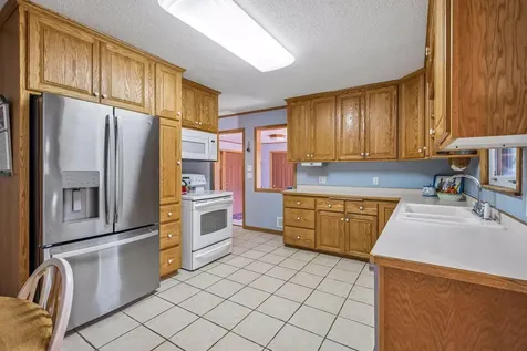 23235 Oakdale Drive Rogers MN 55374