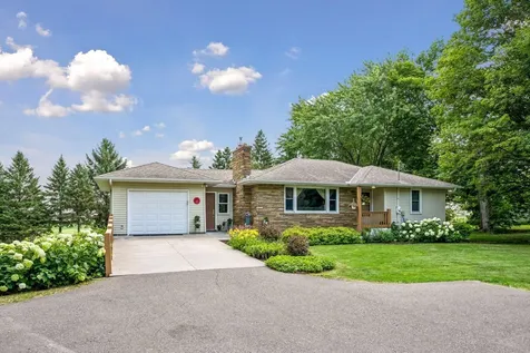 23235 Oakdale Drive Rogers MN 55374