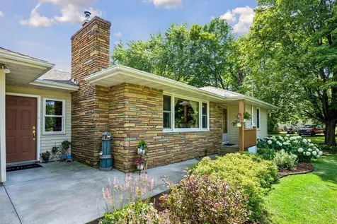 23235 Oakdale Drive Rogers MN 55374