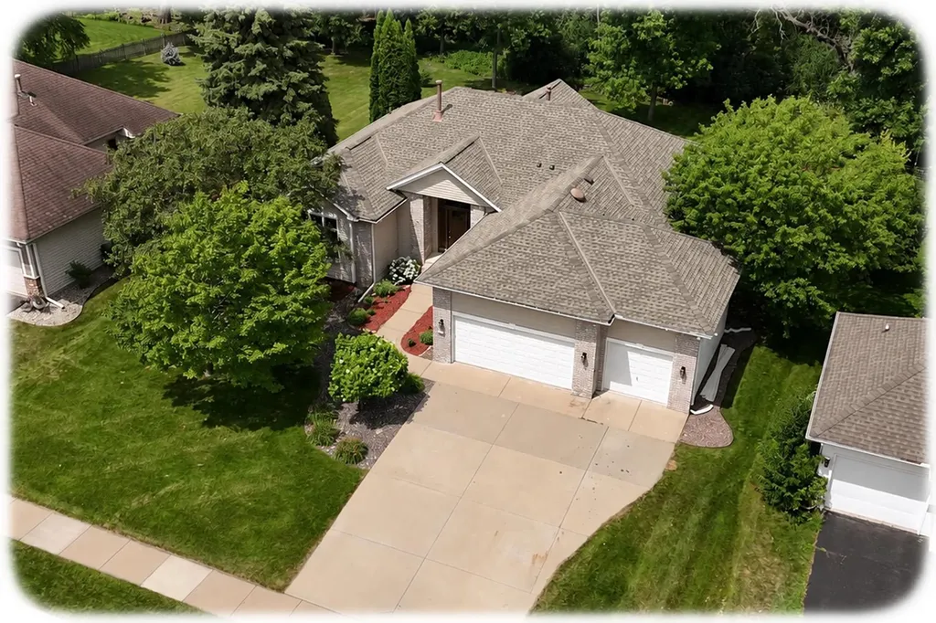 9281 Tewsbury Gate N Maple Grove MN 55311