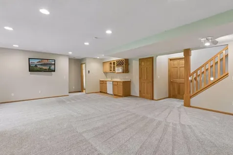 9281 Tewsbury Gate N Maple Grove MN 55311