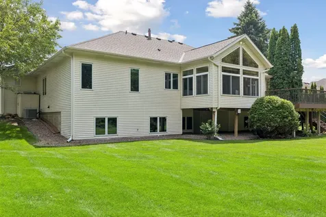 9281 Tewsbury Gate N Maple Grove MN 55311