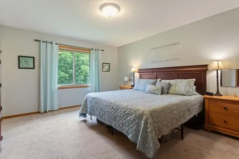 9112 Dunbar Knoll N Brooklyn Park MN 55443