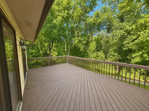 240 W Eagle Lake Drive Maple Grove MN 55369