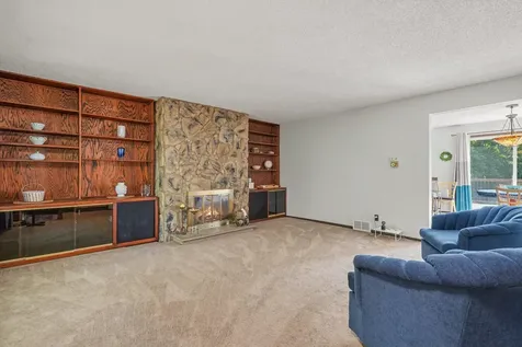 293 River Woods Lane Burnsville MN 55337