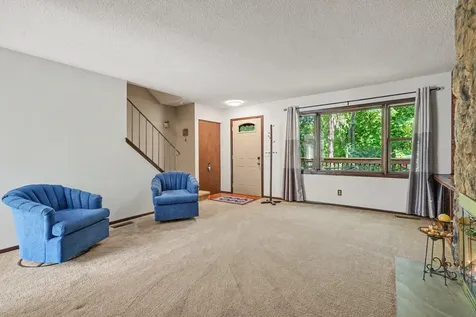 293 River Woods Lane Burnsville MN 55337