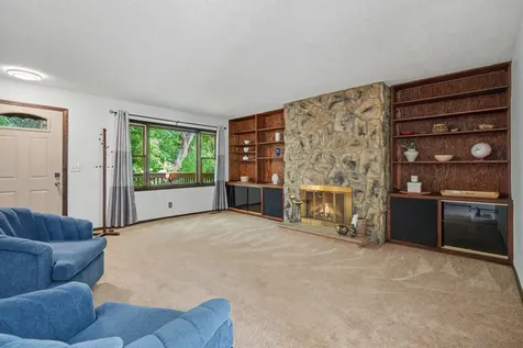 293 River Woods Lane Burnsville MN 55337