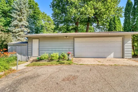 1360 E Shore Drive Detroit Lakes MN 56501
