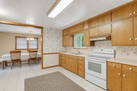 1360 E Shore Drive Detroit Lakes MN 56501