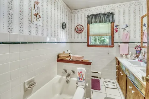 1360 E Shore Drive Detroit Lakes MN 56501