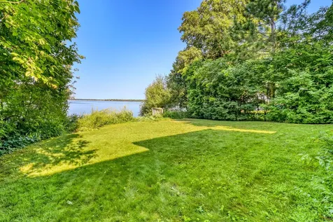 1360 E Shore Drive Detroit Lakes MN 56501