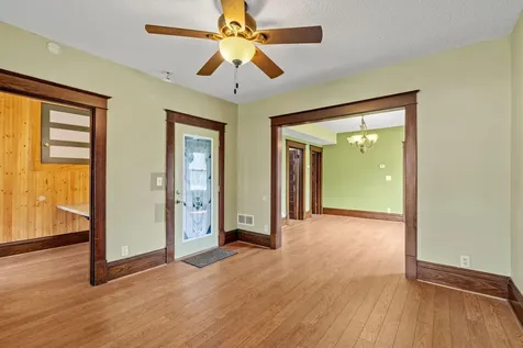 1149 Minnehaha Avenue E Saint Paul MN 55106