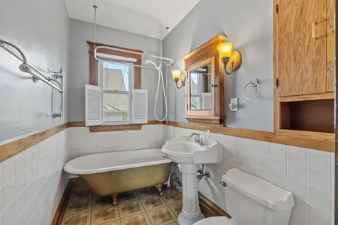 1149 Minnehaha Avenue E Saint Paul MN 55106