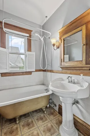 1149 Minnehaha Avenue E Saint Paul MN 55106
