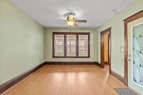 1149 Minnehaha Avenue E Saint Paul MN 55106