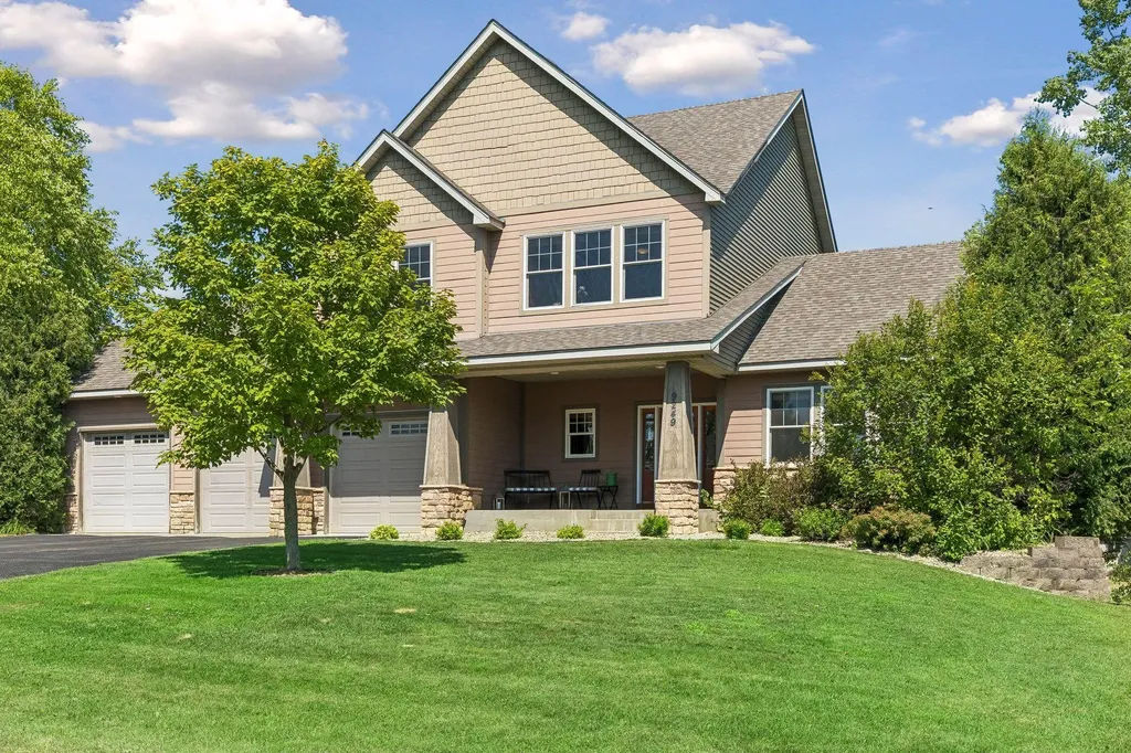 9249 Kaeding Avenue NE Monticello MN 55362
