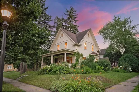 124 Baker Street W Saint Paul MN 55107