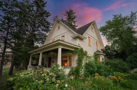 124 Baker Street W Saint Paul MN 55107