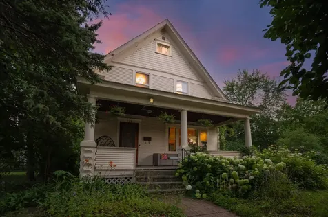 124 Baker Street W Saint Paul MN 55107